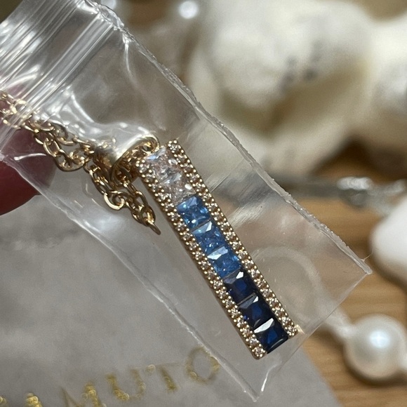 VINCE CAMUTO Blue Ombré CZ Necklace - Picture 2 of 12